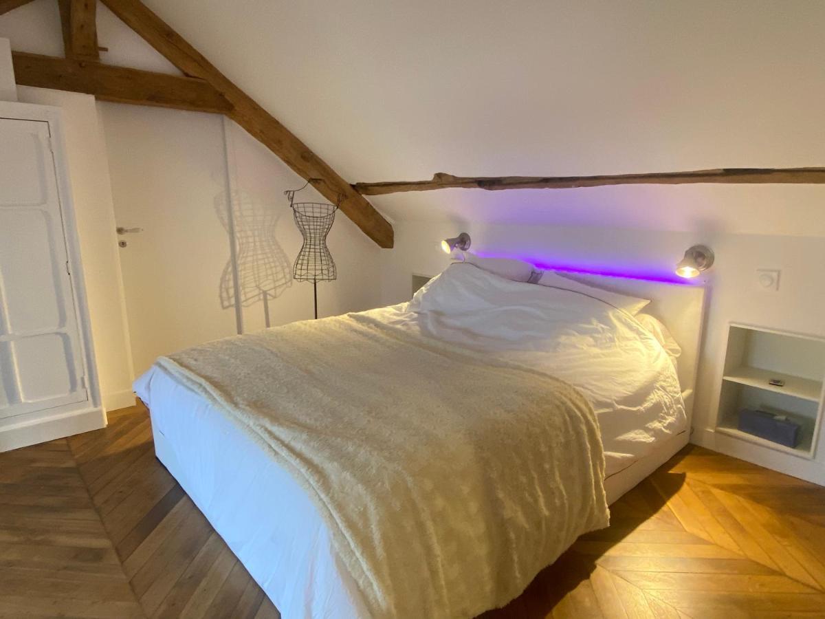 Loft Dans Le Clocher Face Au Chateau Bonnelles Dış mekan fotoğraf