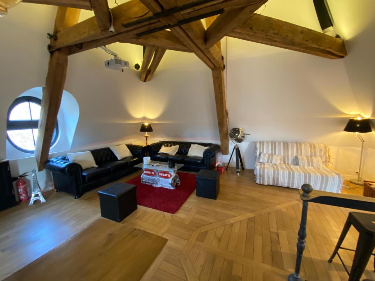 Loft Dans Le Clocher Face Au Chateau Bonnelles Dış mekan fotoğraf