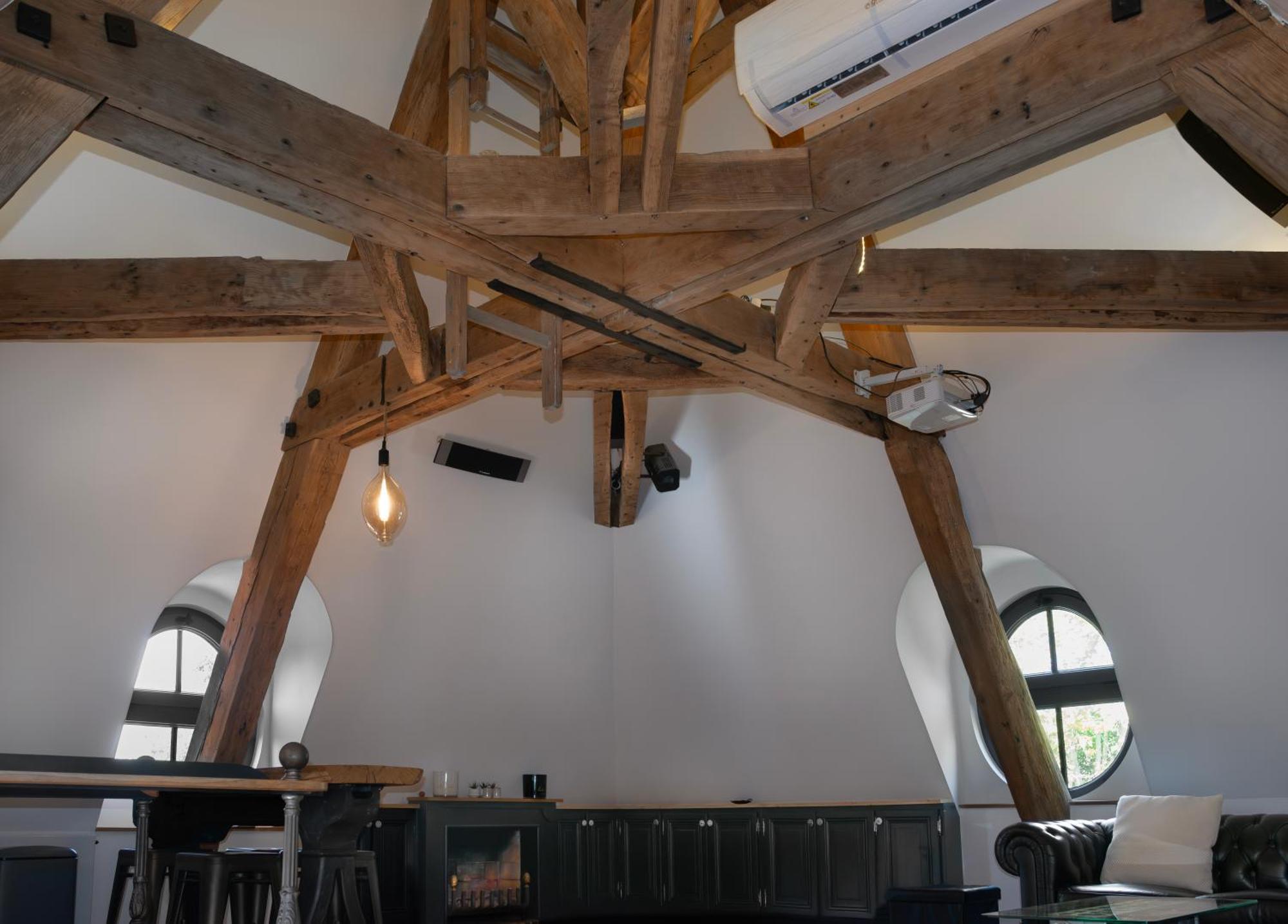 Loft Dans Le Clocher Face Au Chateau Bonnelles Dış mekan fotoğraf