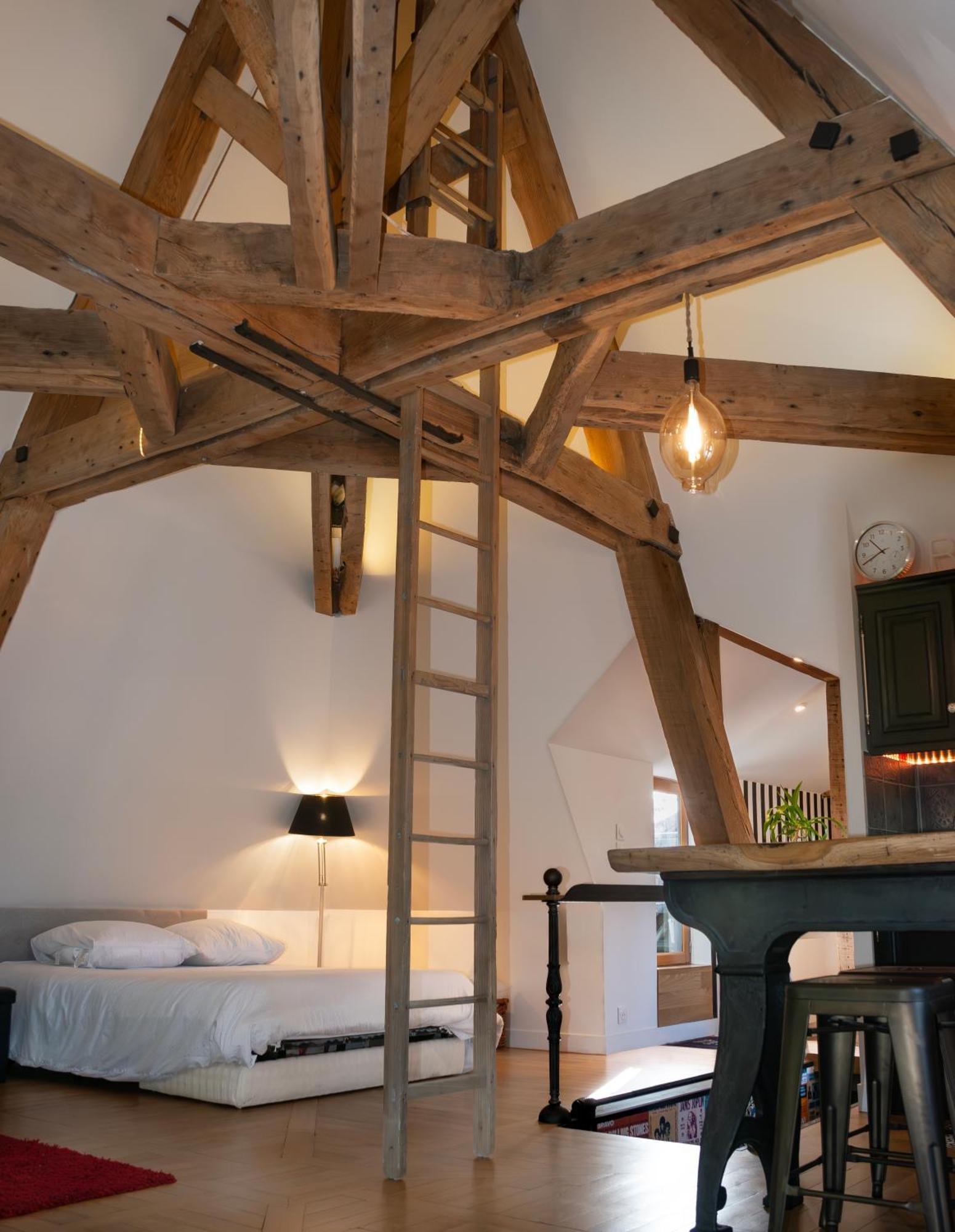 Loft Dans Le Clocher Face Au Chateau Bonnelles Dış mekan fotoğraf